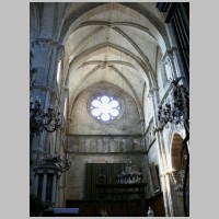 Langres, Cathedrale, Croisillon nord du transept, photo MOSSOT, Wikipedia.jpg
